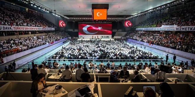 AK Parti'de Genel Başkanvekili sayısı 2'ye çıkarılıyor