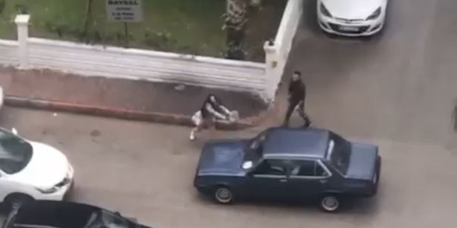 Antalya'da 'otomobilin suçu ne?' dedirten görüntü