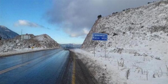 Kar nedeniyle kapanan Konya-Antalya kara yolu ulama ald