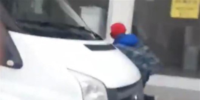 Kendisini takip eden sapığı böyle görüntüledi