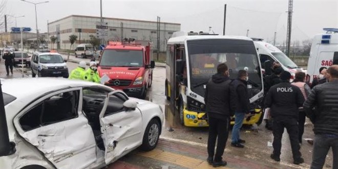 Orman Bölge Müdürü trafik kazası geçirdi: 1 ölü, 4 yaralı