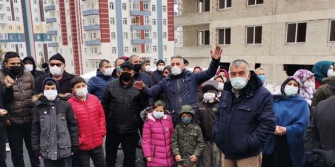 Kooperatif, bir daireyi 5 kişiye satmış