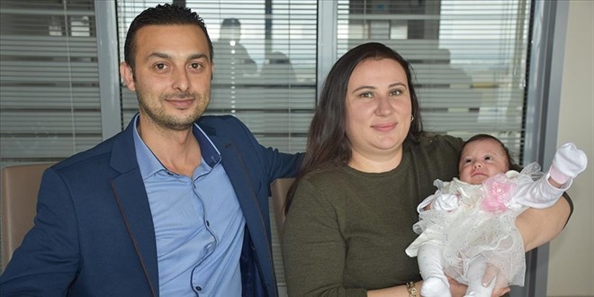 500 gram doğan 'parmak bebek' yaşama tutundu