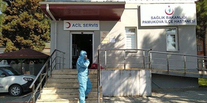 İkisi polis 12 kişi kimyasal gazdan etkilendi: Hastane kapatıldı