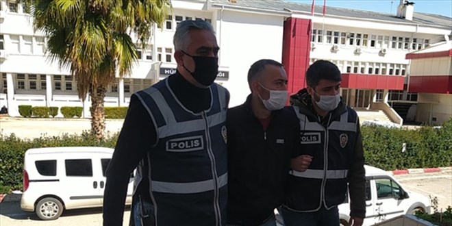 ATM'de para çeken kişiyi bıçakla gasp etti: İşte o anlar