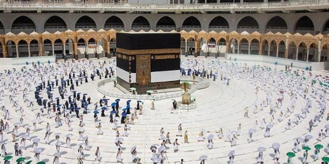 Suudi Arabistan'da teravih namazı 10 rekata indirildi