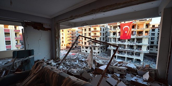 Savcılar Sitesi saldırısında firari 2 teröriste kırmızı bülten