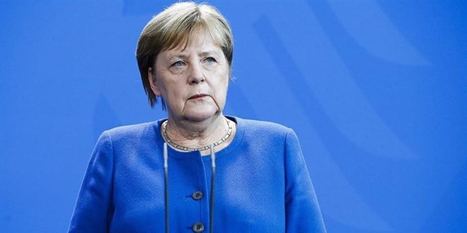 Almanya Babakan Merkel: Virs birlikte yeneceiz