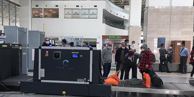 Türkiye'deki havalimanlarında UV ışınlı hijyen dönemi
