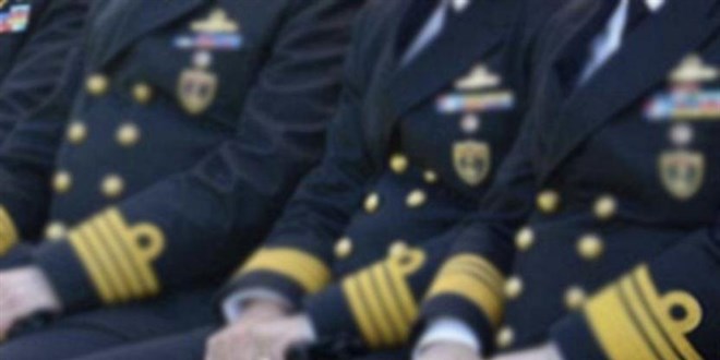 Bildirici emekli amirallerin lojman ve koruma hakları iptal edildi