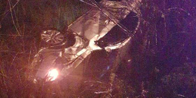 Otomobiliyle arampole yuvarlanan uzman avu yaraland