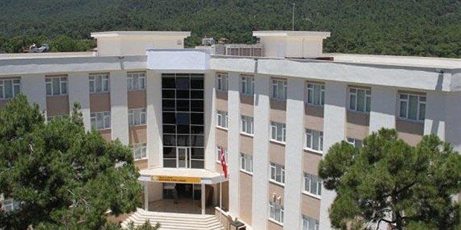 Öğretmenlere 'koronavirüslü öğrenci' nöbeti