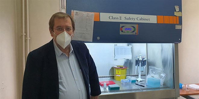 'Hastalığı evinde geçirenler, evcil hayvanlarından uzak durmalı'