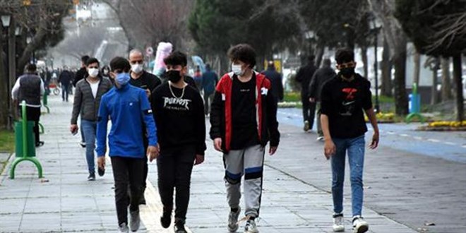 Tekirdağ'da artan vakaların yüzde 30'unu gençler oluşturuyor