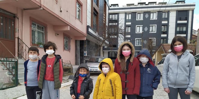 Elektrik kesintisi yznden 3 gndr derslere giremiyorlar