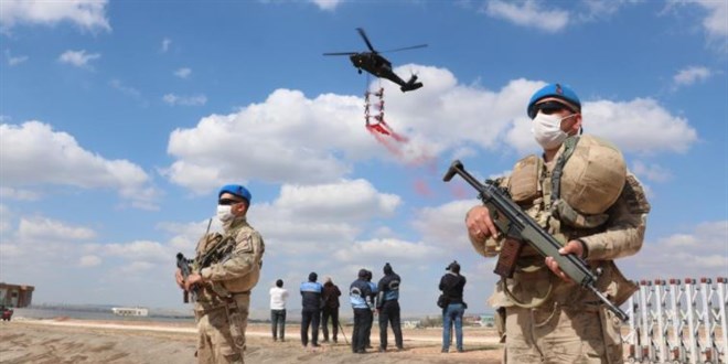 SOLOTÜRK'ten Şanlıurfa'da nefes kesen gösteri