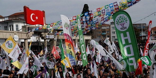 MetroPOLL anketi: Semenler en ok HDP'ye mesafeli