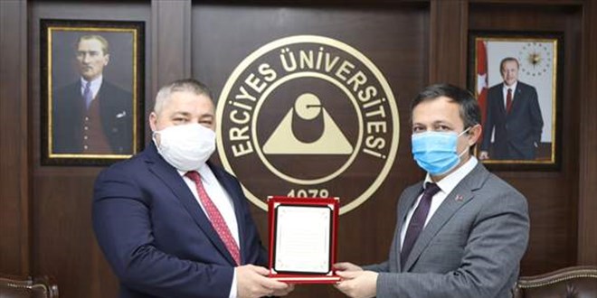 Türk hekimin geliştirdiği üç cerrahi tedavi yöntemi literatüre girdi