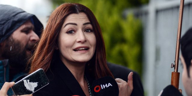 Savcı, Deniz Çakır'a başörtülü müşterilere hakaretten ceza istedi