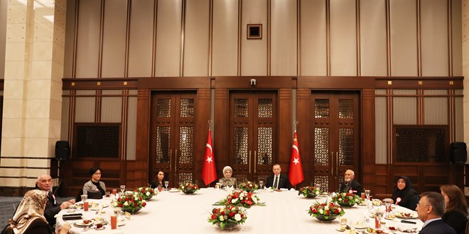 Cumhurbakan Erdoan, ehit aileleriyle iftar yapt