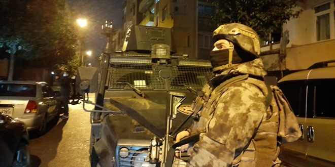 Terör örgütü DAEŞ'e yönelik operasyonda 11 şüpheli yakalandı