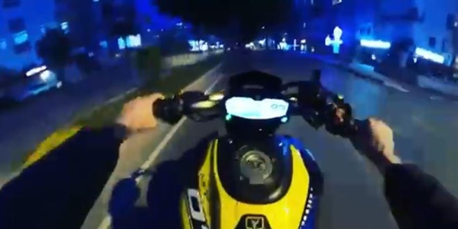 Kural tanımayan motosiklet sürücüsüne ceza yağdı