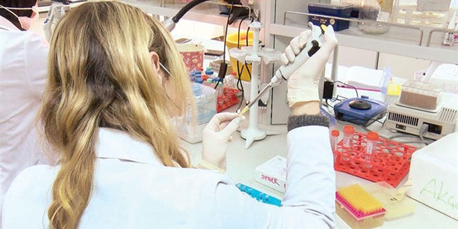 Mutantta belirti aynı, karantina süresi farklı
