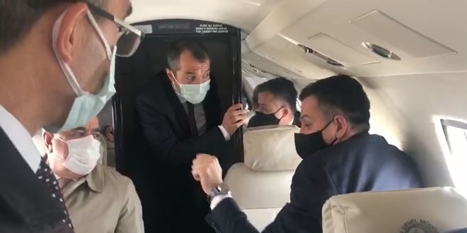 Uçağı acil iniş yapmıştı! Bakan Pakdemirli o anları anlattı
