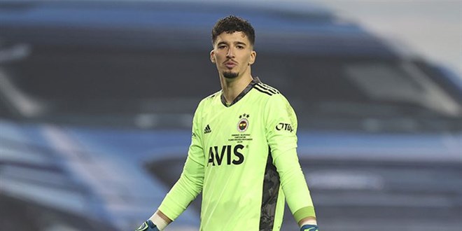 Fenerbahçe'de Altay Bayındır şoku!