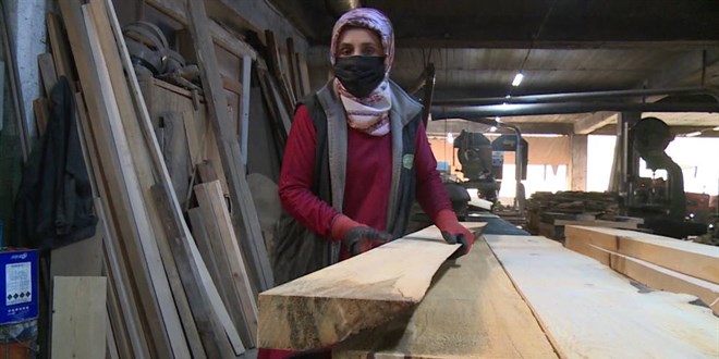 Aklından bile geçmezdi, 9 yıllık marangoz ustası oldu