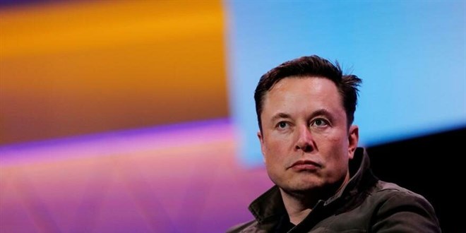 Sürücüsüz Tesla aracında kaza. İki kişi hayatını kaybetti