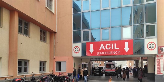 Batman'da sağlık çalışanlarına saldırı: Hemşirenin parmaklarını kırdılar