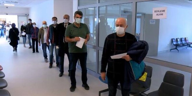 Ankara'da 55 yaş üstü aşı yoğunluğu