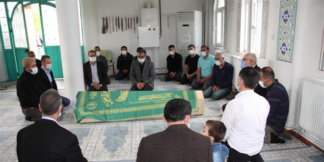 MAÜ Rektörü Özcoşar'ın acı günü