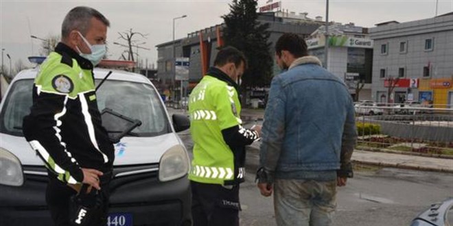 Emniyet'ten karton toplayan motosikletliyle ilgili açıklama
