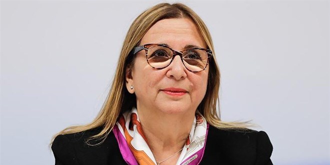 Bakanlığına dezenfektan satan bakan görevden alındı