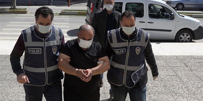 Firari, koronadan ölen kardeşinin kimliği ile HES kontrolünde yakalandı