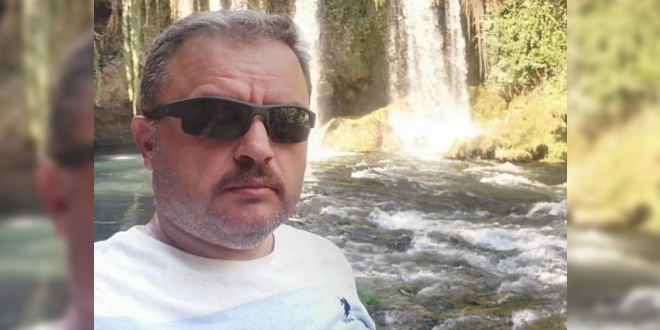 Bir öğretmen daha Kovid-19'a yenik düştü