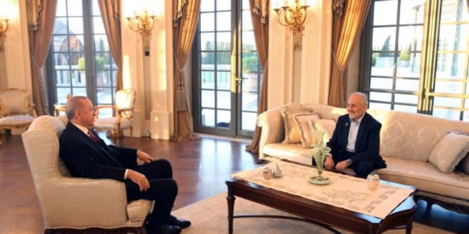 Cumhurbakan Erdoan, Ouzhan Asiltrk ile iftar yapt