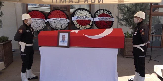 Kazada hayatını kaybeden polis memuru toprağa verildi