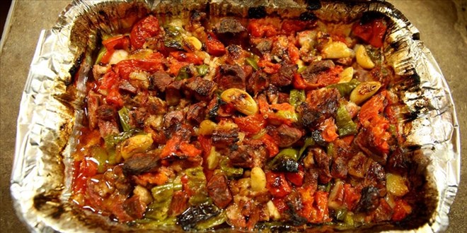 Kayseri'de iftar sofralarının ana yemeği: 'Fırın ağzı'