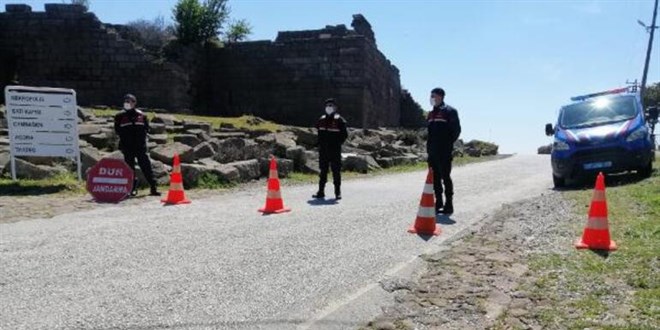 Her yer boşaltıldı... Assos Antik Kenti hayalet şehre döndü
