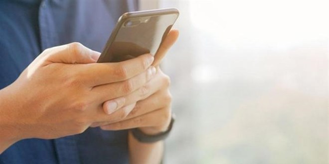 Apple'dan maske ile Face ID açabilme güncellemesi