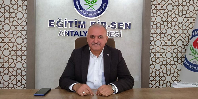 Ek ders ücreti alamayan öğretmen açtığı davayı kazandı