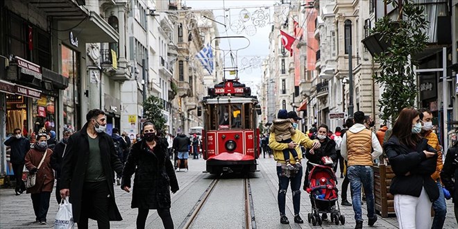 İstanbul'da vakalar son 10 günde yüzde 30 oranında azaldı