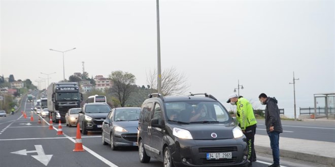 Polis, İstanbul'dan Trakya'ya gelen tüm yolları kesti