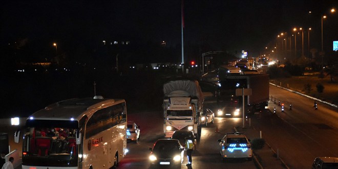 43 ilin geçiş güzergahında 'tam kapanma' denetimi