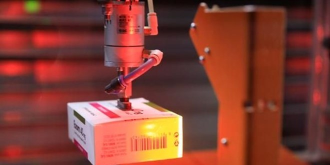 'Robot eczacı' işbaşında