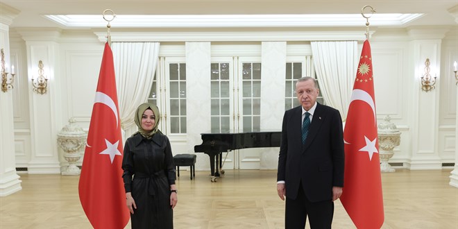 Cumhurbaşkanı Erdoğan öğretmenlerle iftar yaptı