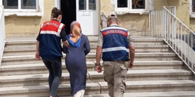 FETÖ terör örgütü üyesi kadın tutuklandı